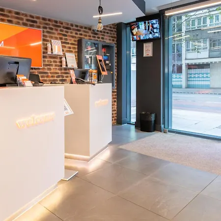Easyhotel London City Shoreditch-3